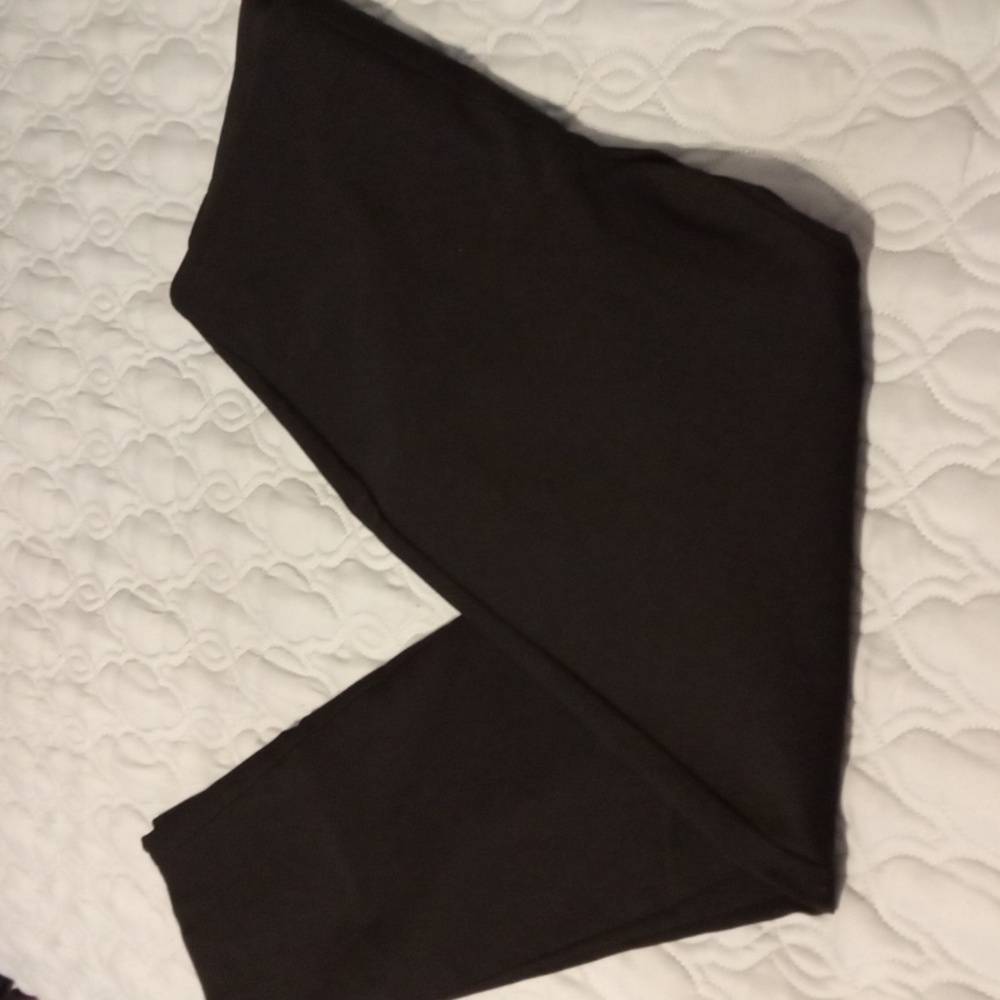 Chicos Size 0R Pull on Ponte Ankle Pants